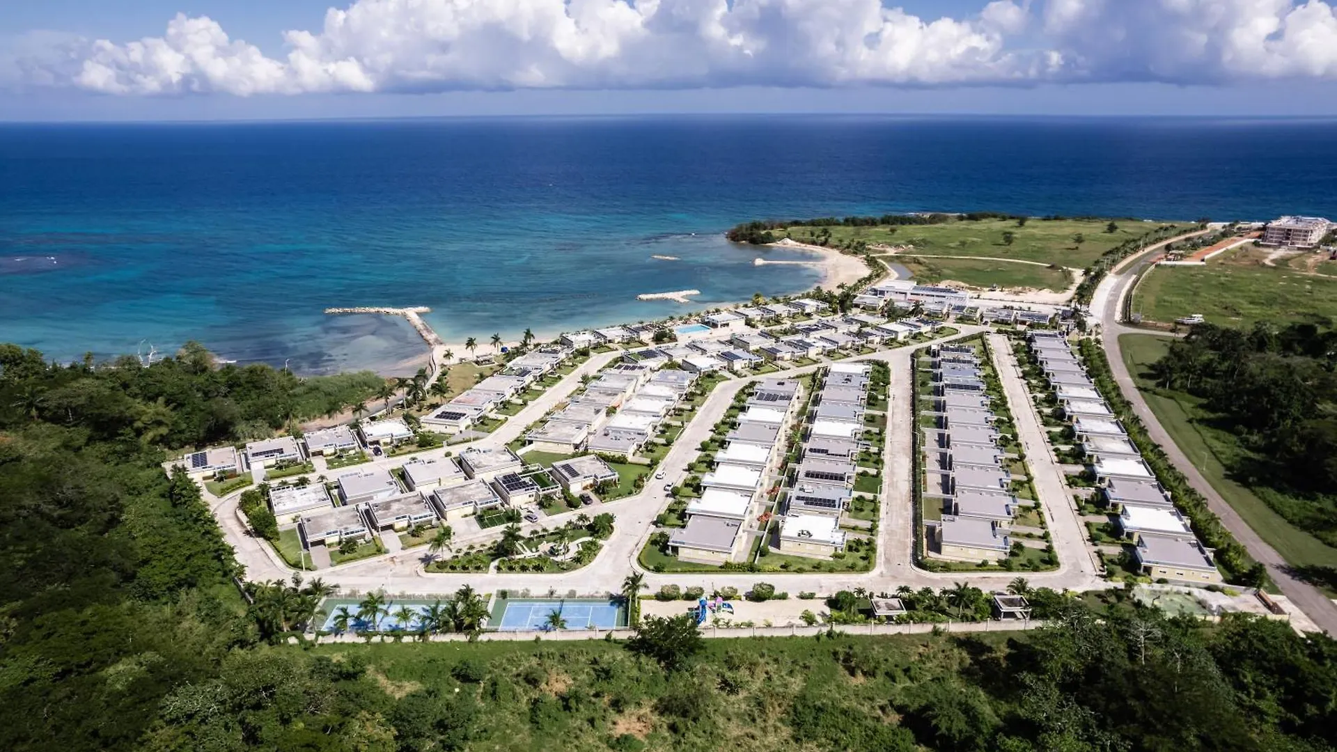 Saint Annʼs Bay Coastal Paradise At Marina Villas