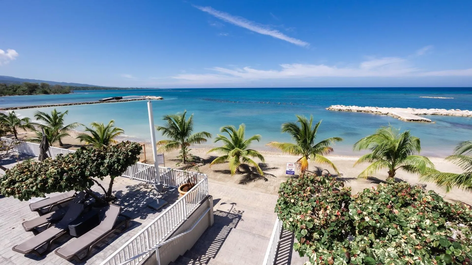 Saint Annʼs Bay Coastal Paradise At Marina Villas ג'מייקה